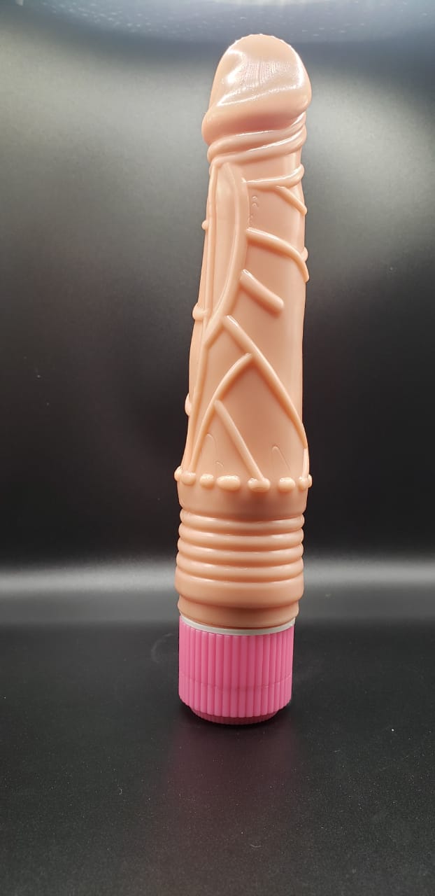 DILDO VIBRADOR DE BATERÍAS